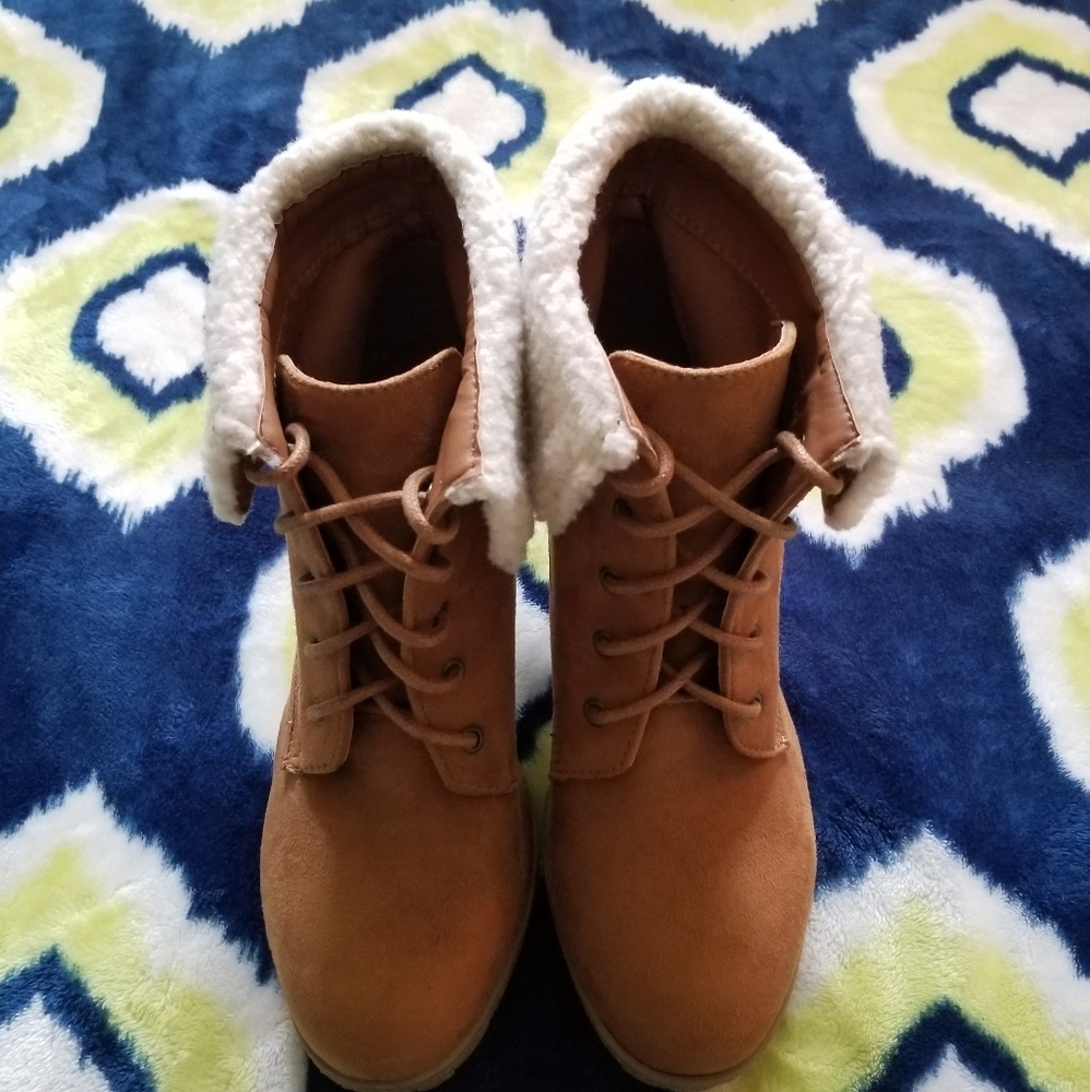 Wedge Ankle boots with Fur